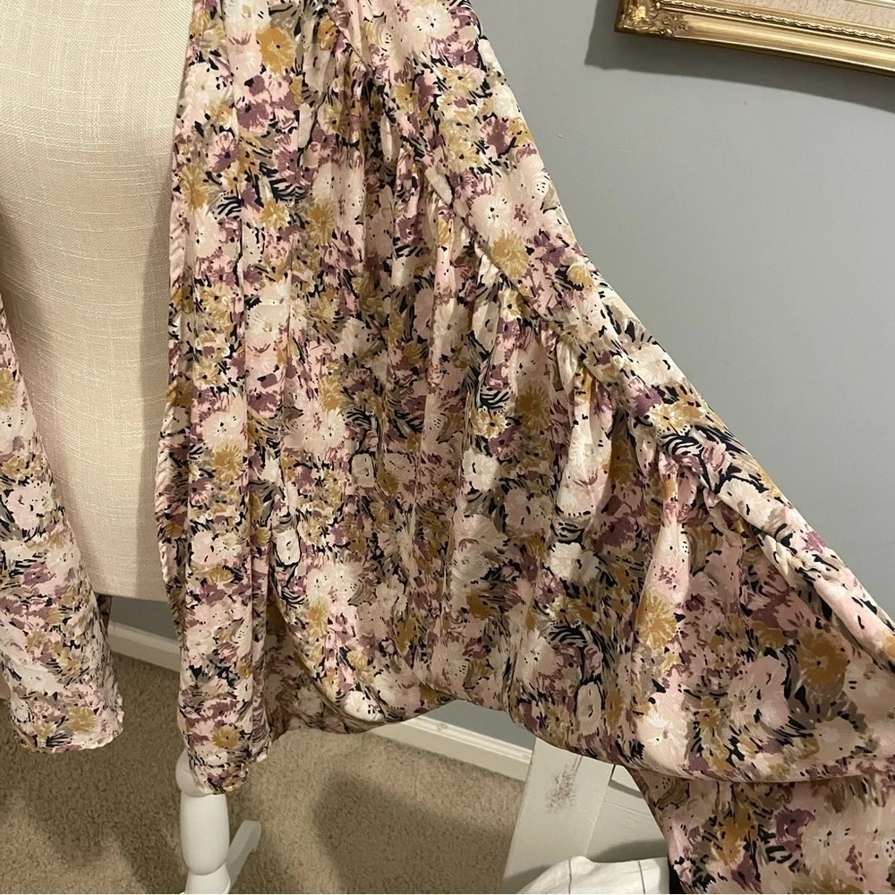 Big Water Blue Sky Floral Kimono - Picture 7 of 7